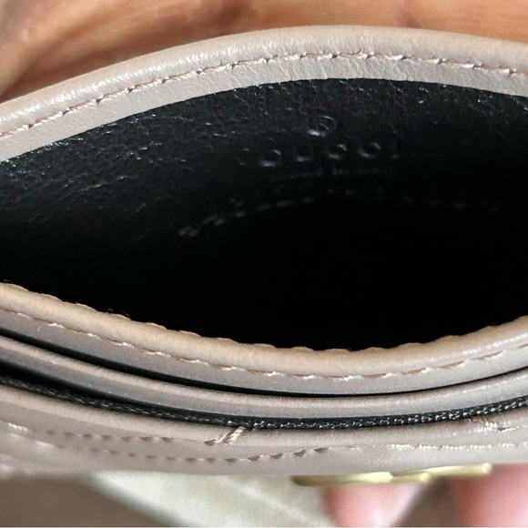 Gucci Cardholder - Picture 8 of 9